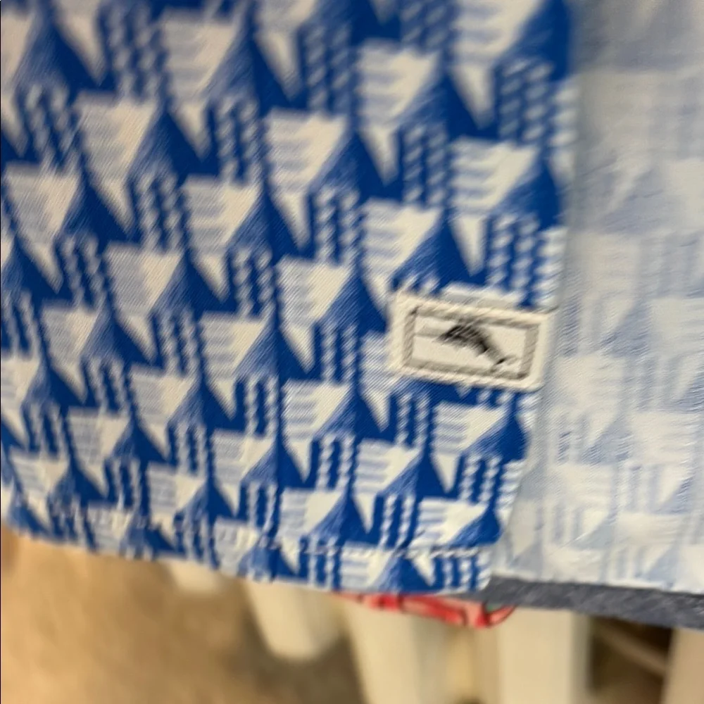 TOMMY BAHAMA Blue Patterned Men's Shirt - Picture 4 of 6